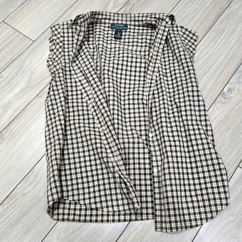 Ralph Lauren shirt (small and cropped)
